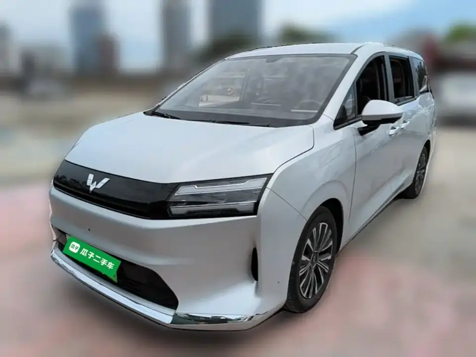Wuling Motors Xingguang 730 New Energy Model Pure Electric Base Version 2025