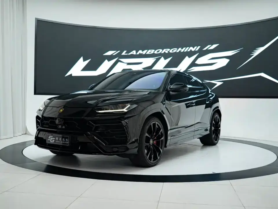 Lamborghini Urus 4.0T V8 2022