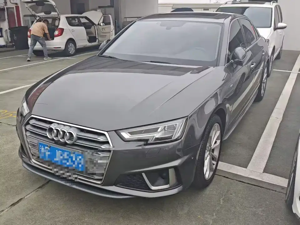 Audi A4L 40 TFSI Fashion (China VI) 2020