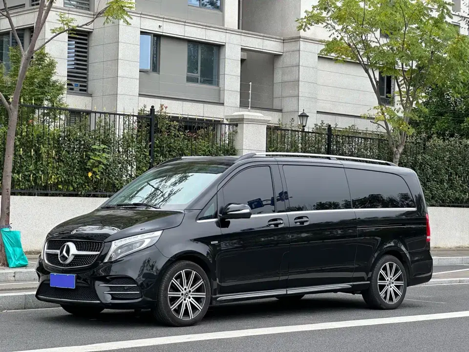 Mercedes-Benz V-Class V 260 L Long Wheelbase Luxury Edition 2022