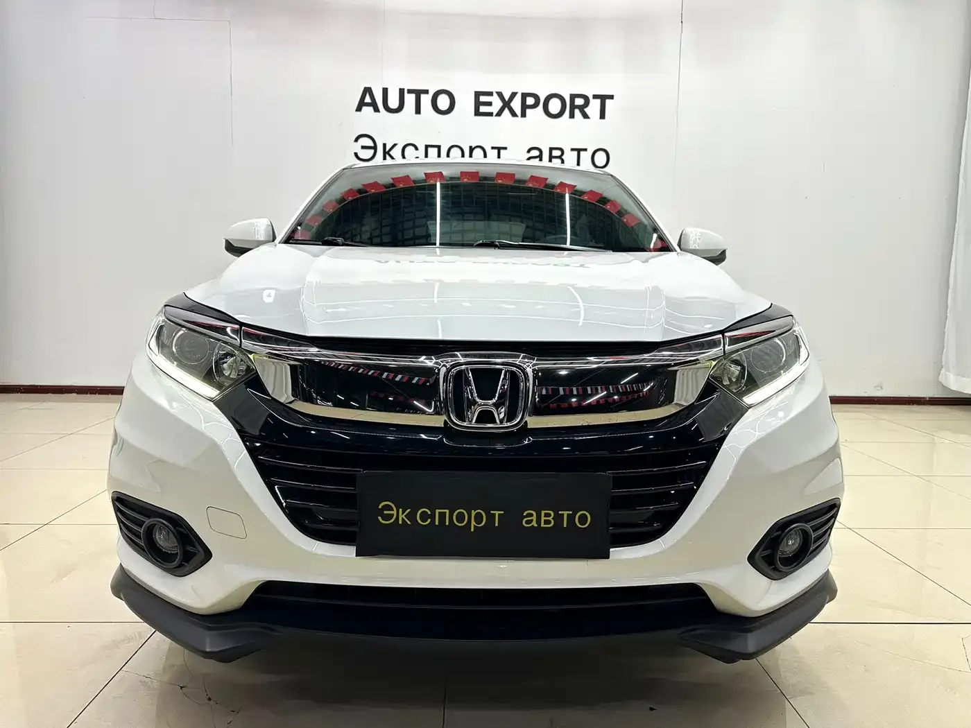 Honda Vezel 1.5L CVT Phantom Night Pioneer Edition 2022 — фото 2