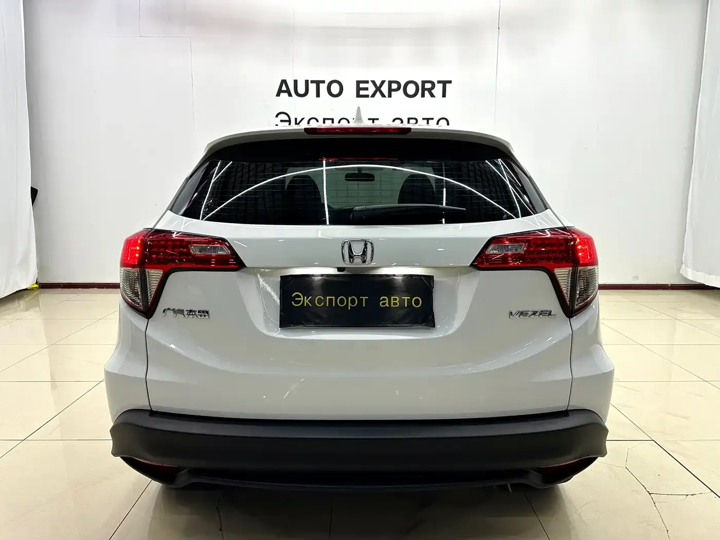 Honda Vezel 1.5L CVT Phantom Night Pioneer Edition 2022 — фото 5