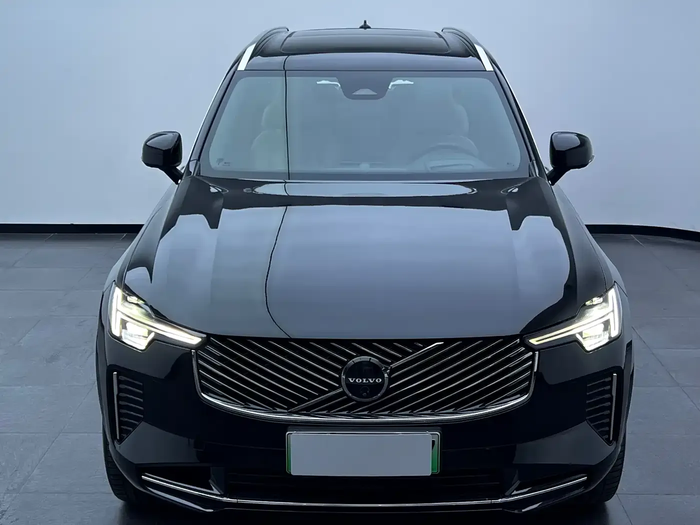 Volvo XC90 Plug-in Hybrid Facelift T8 Smart Premium Luxury 7-seater 2025 — фото 2