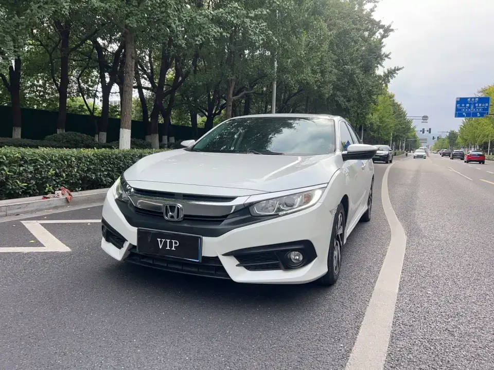 Honda Civic 220TURBO CVT Luxury Edition 2019