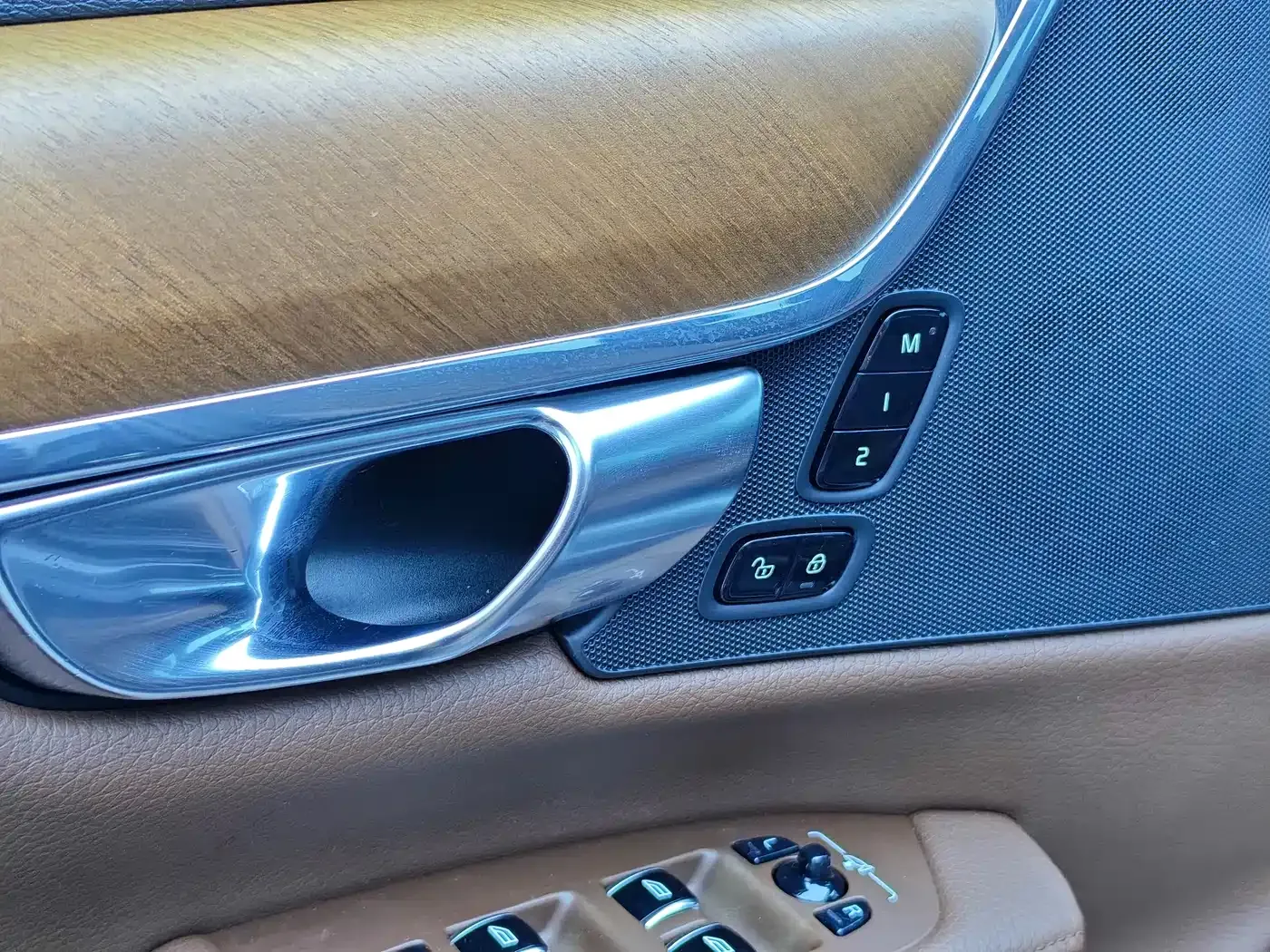 Volvo S90 T5 Momentum 2019 — фото 13