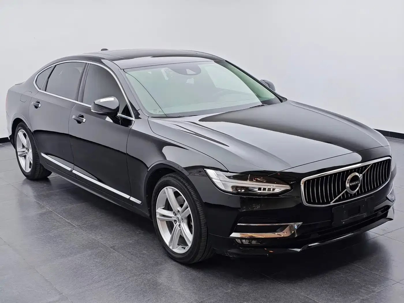 Volvo S90 T5 Momentum 2019 — фото 3