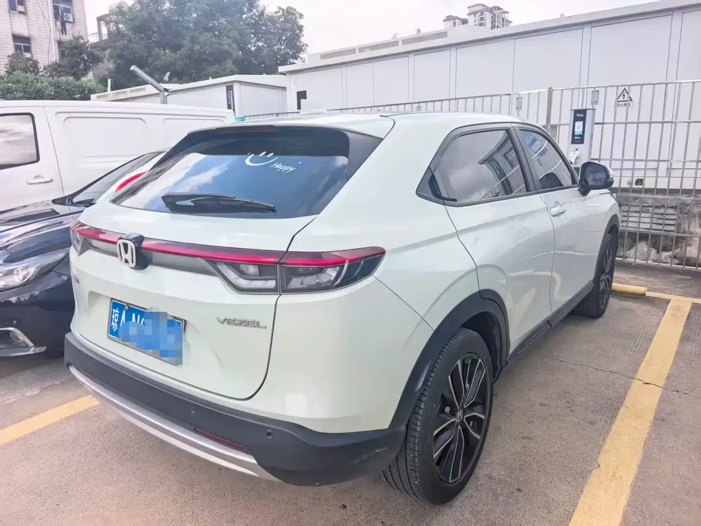 Honda Vezel 1.5L CVT Luxury Edition 2022 — фото 12