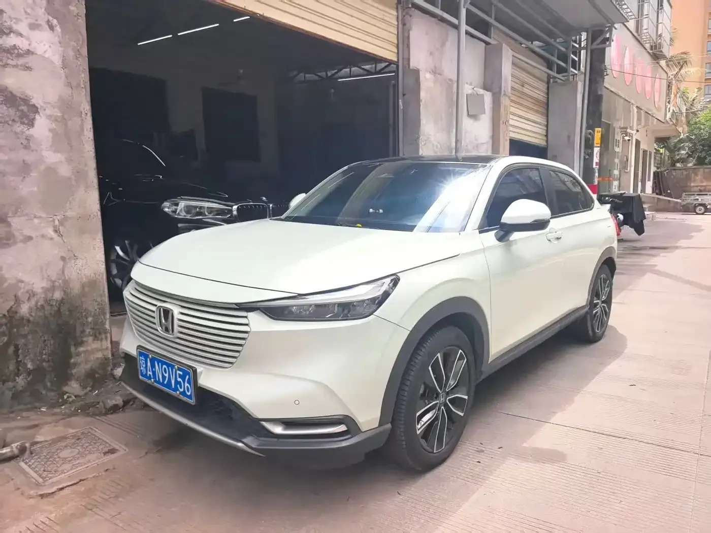 Honda Vezel 1.5L CVT Luxury Edition 2022