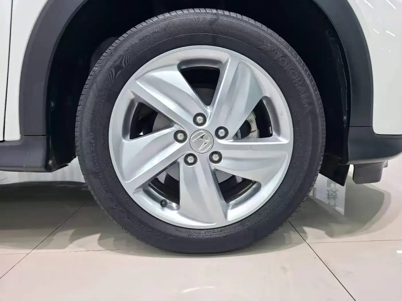 Honda Vezel 1.5L CVT Elite Smart Edition 2022 — фото 9