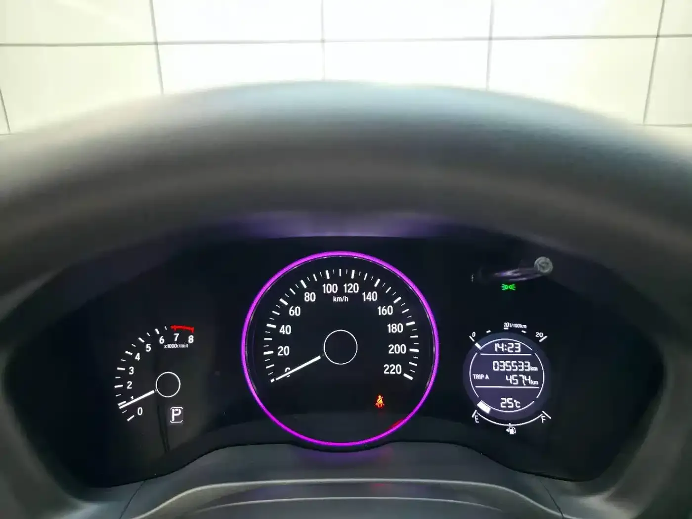 Honda Vezel 1.5L CVT Elite Smart Edition 2022 — фото 10