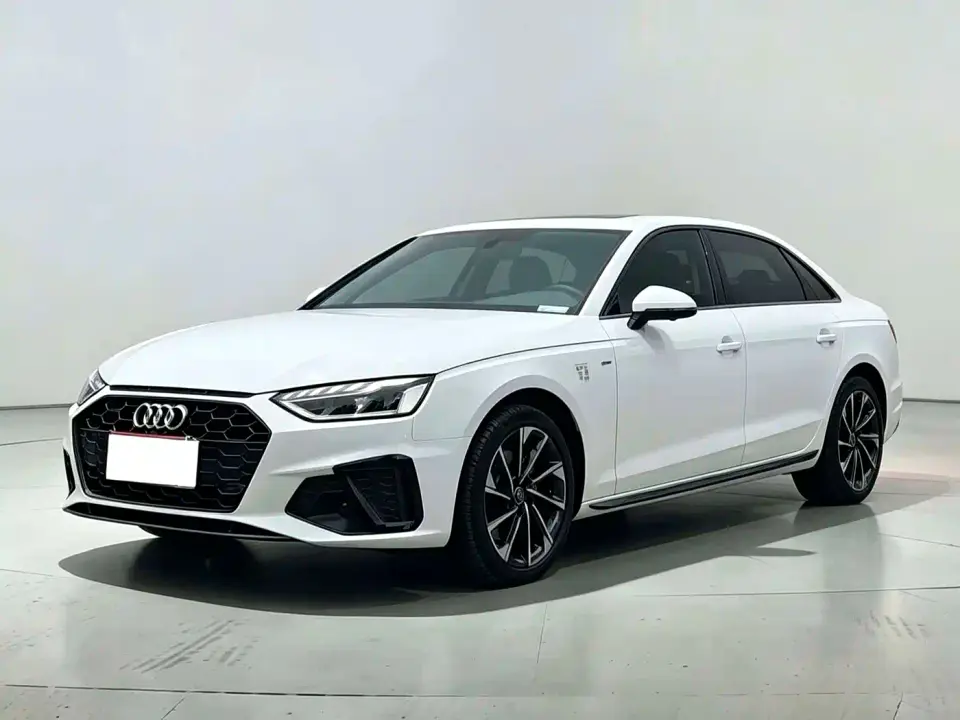 Audi A4L 40 TFSI Luxury Sport 2023