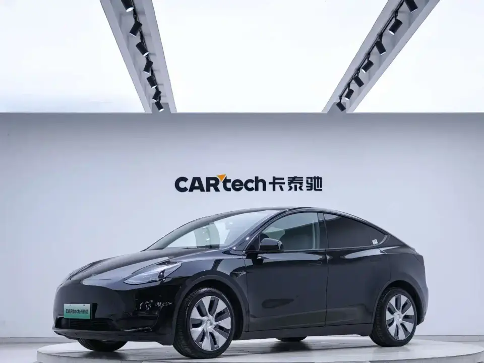 Tesla Model Y Standard Range Rear-Wheel Drive 2021