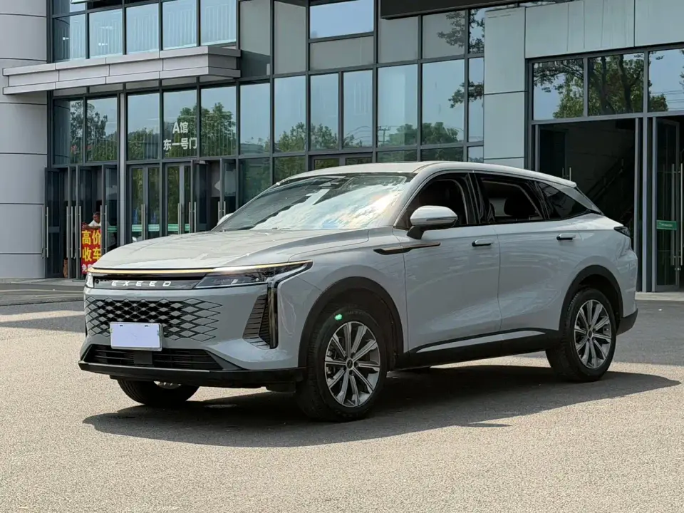 Exeed Yaoguang 400T 2WD Comfort Edition 2023
