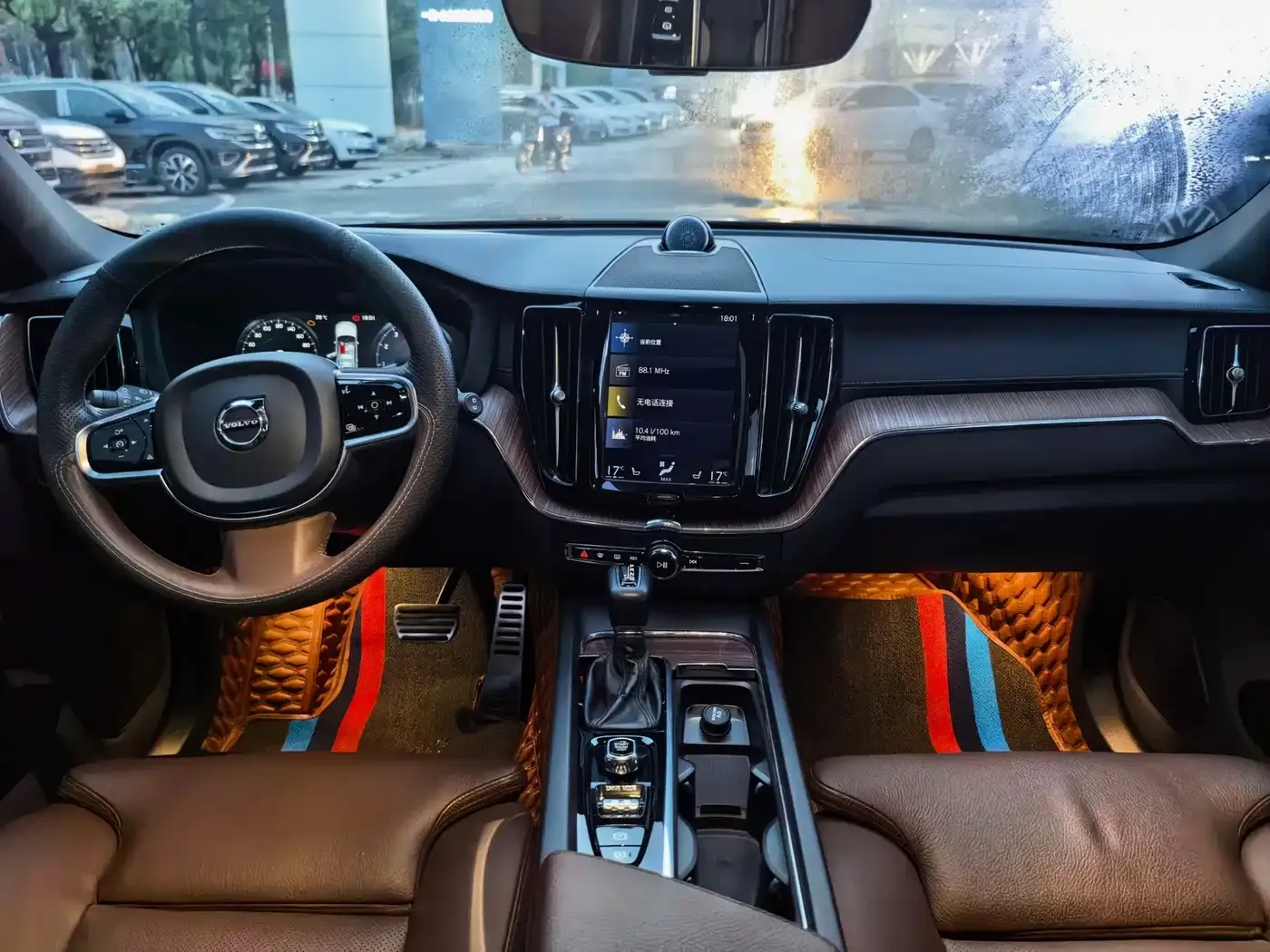 Volvo XC60 T5 AWD Inscription 2021 — фото 12