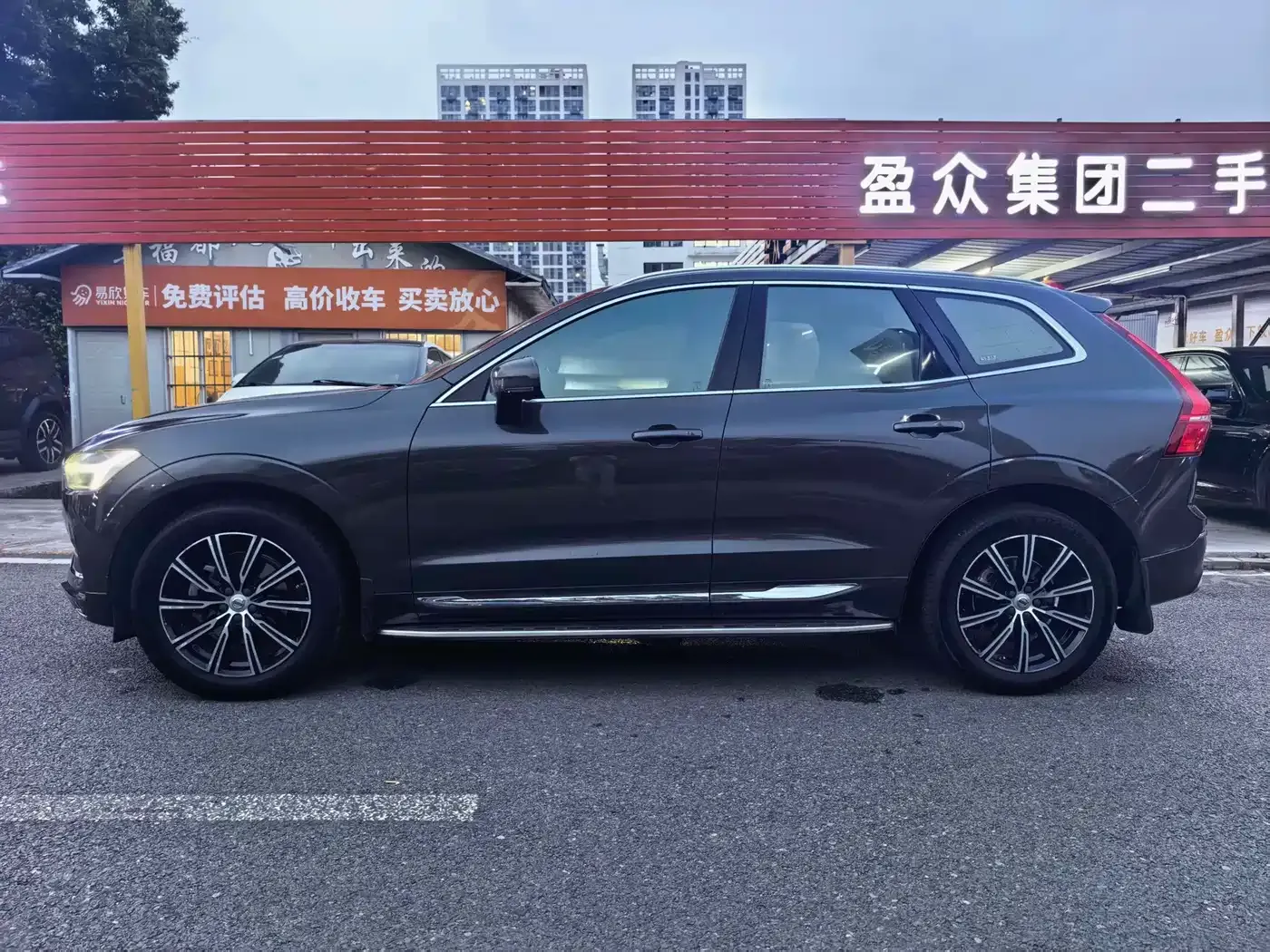 Volvo XC60 T5 AWD Inscription 2021 — фото 13