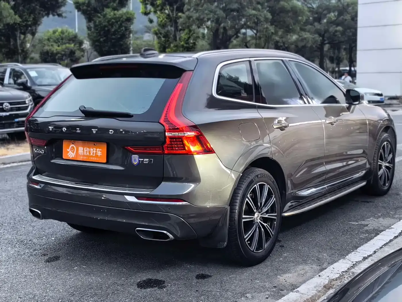 Volvo XC60 T5 AWD Inscription 2021 — фото 7