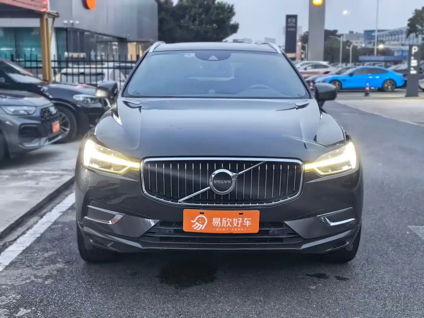 Volvo XC60 T5 AWD Inscription 2021 — фото 2