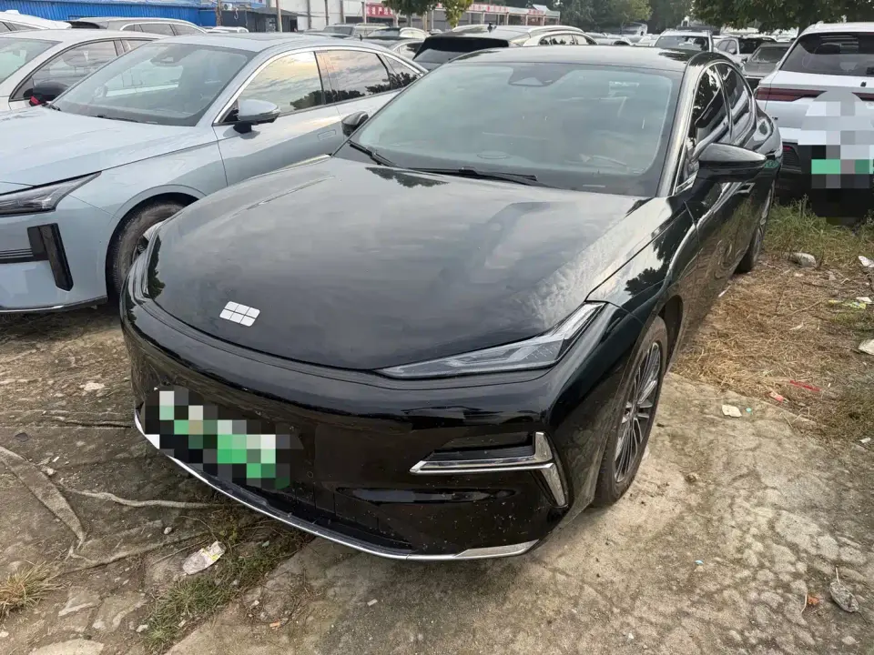 Geely Galaxy Galaxy Xingyao 8 130km EM-i Premium Edition 2025
