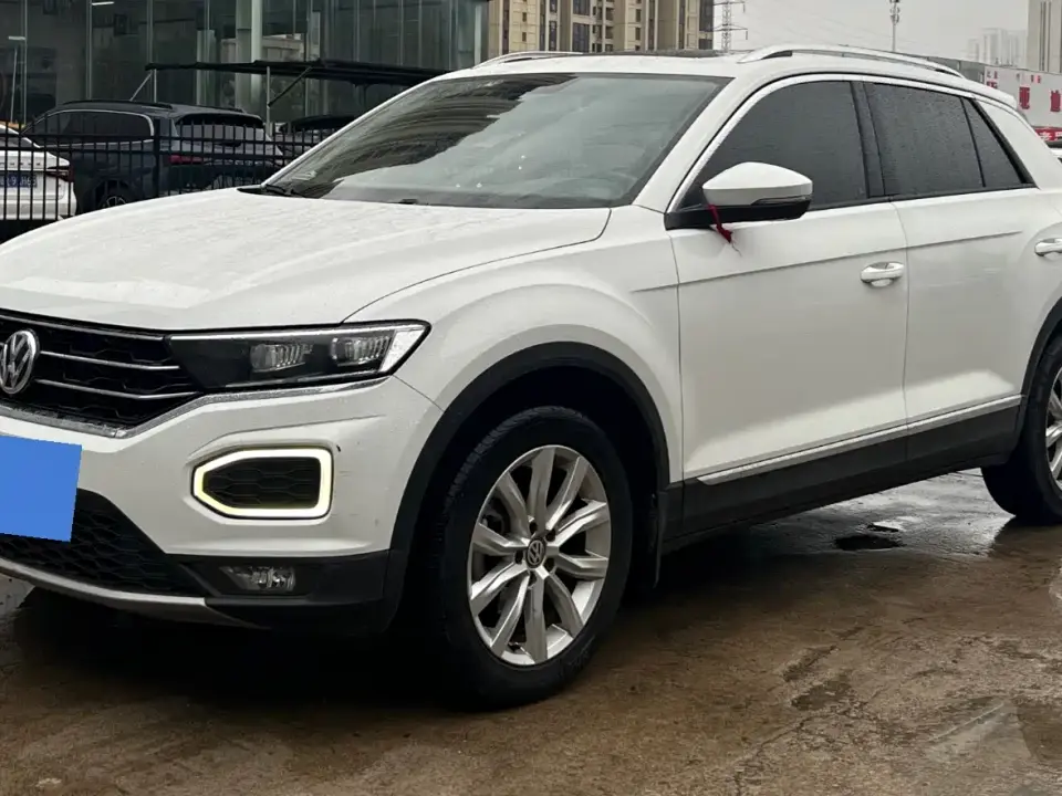Volkswagen T-ROC 230TSI DSG 2WD Progressive 2020