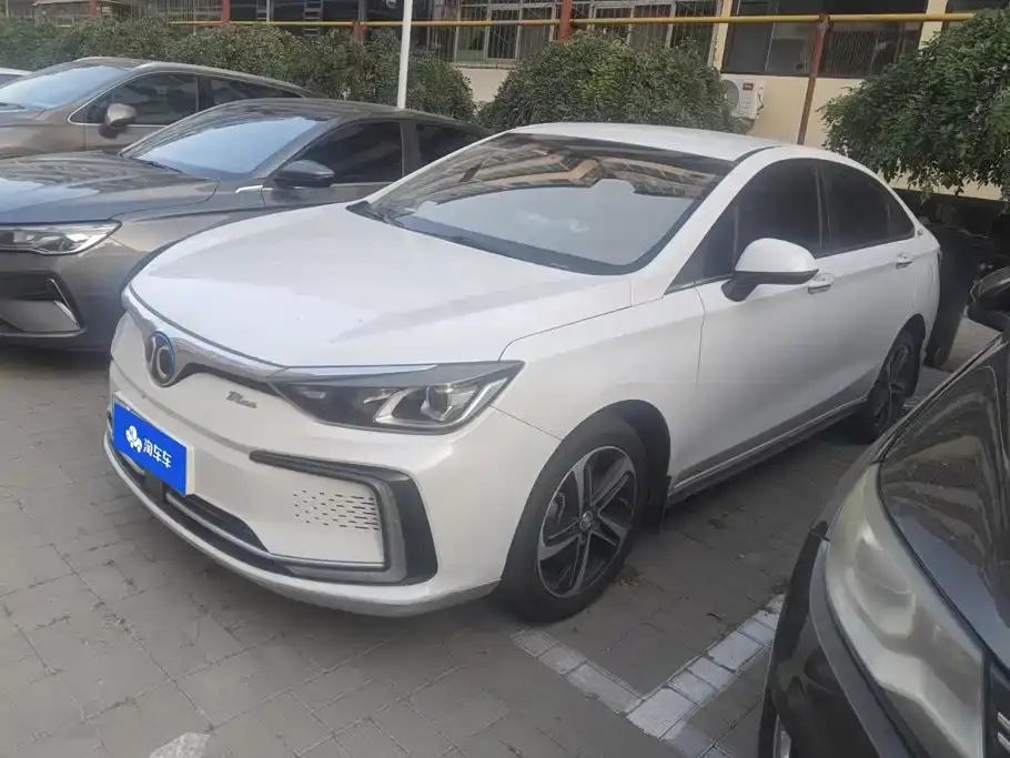 BAIC Beijing EU5 R500 Zhifeng Edition 2021