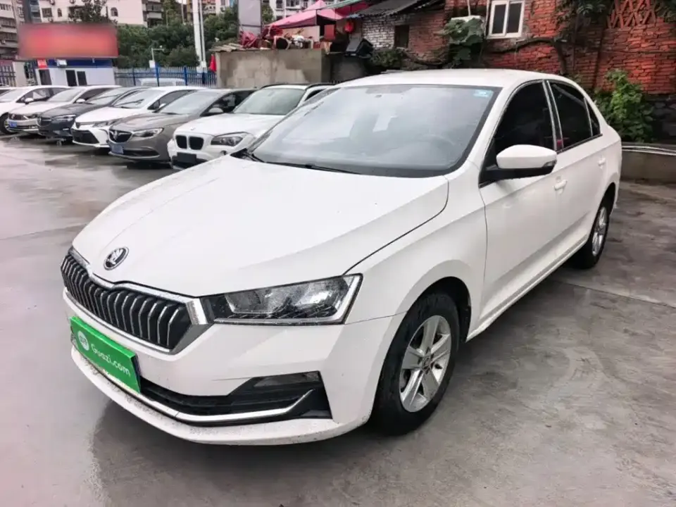 Skoda Rapid 1.5L Manual Standard 2022