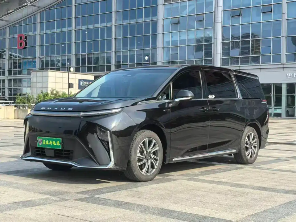 SAIC Maxus Dajia 9 Long Range Forest 6-Seater 2023