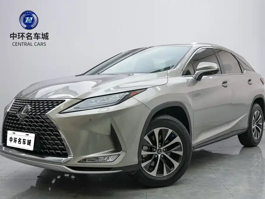 Lexus RX Facelift 300 2WD Comfort Edition 2021