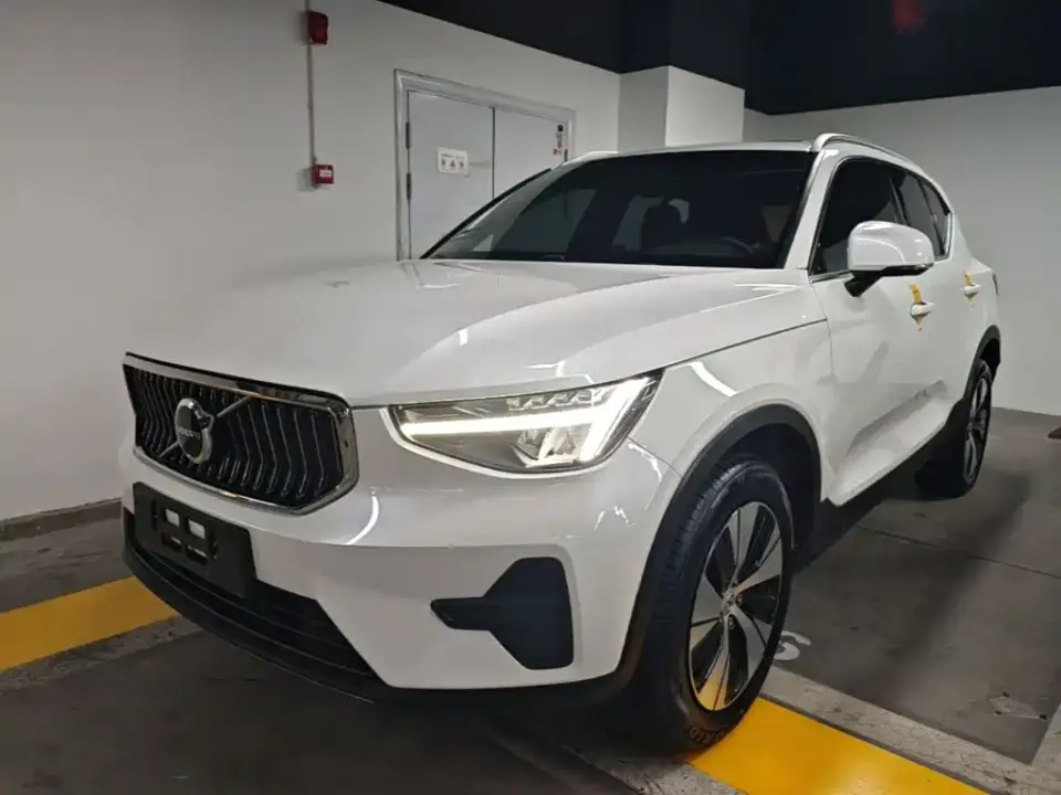 Volvo XC40 B3 Smart Elite Luxury Edition 2024