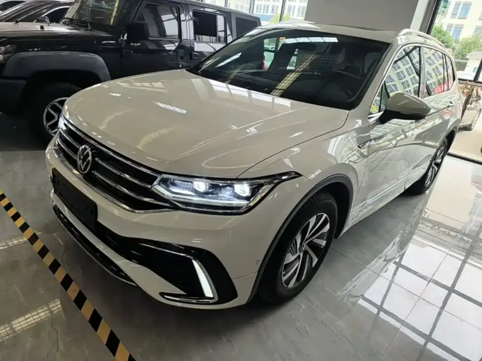 Volkswagen Tiguan L PHEV 430PHEV Plug-in Hybrid Premium 2024