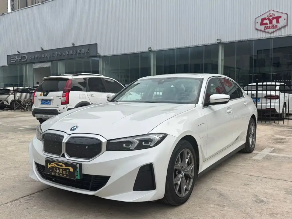 BMW i3 eDrive 35 L 2024