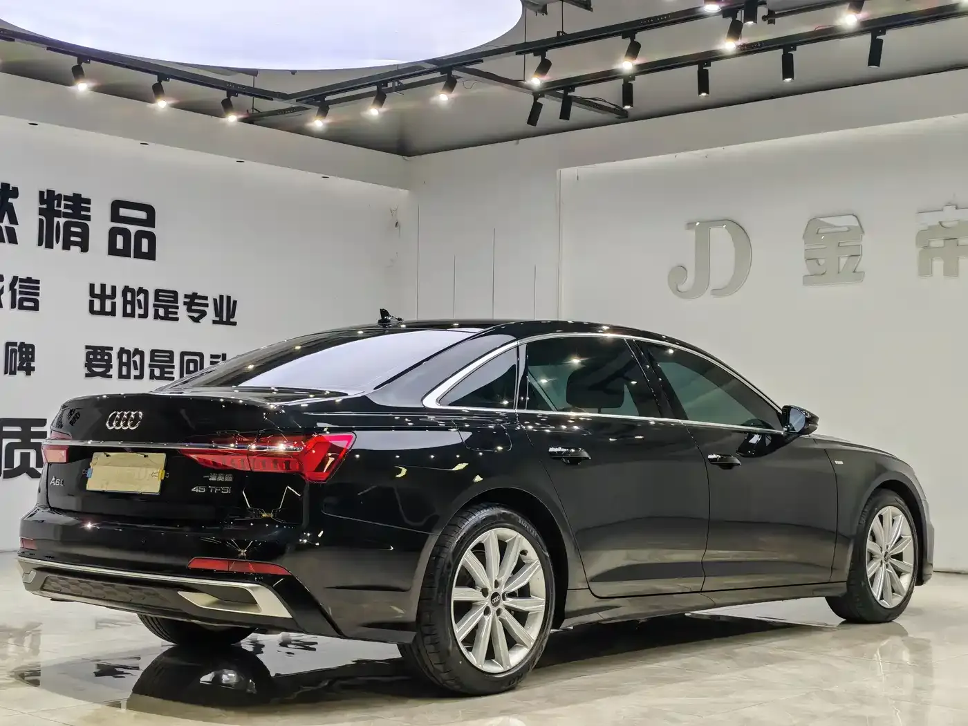 Audi A6L Facelift 45 TFSI Premium Dynamic 2023 — фото 14
