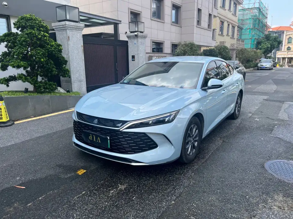 BYD Qin L DM-i 80KM Leading Edition 2025