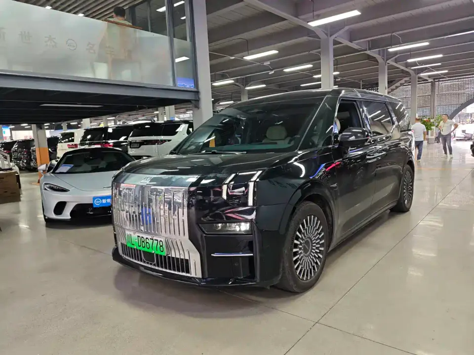 Zeekr 009 Facelift WE Edition 2023