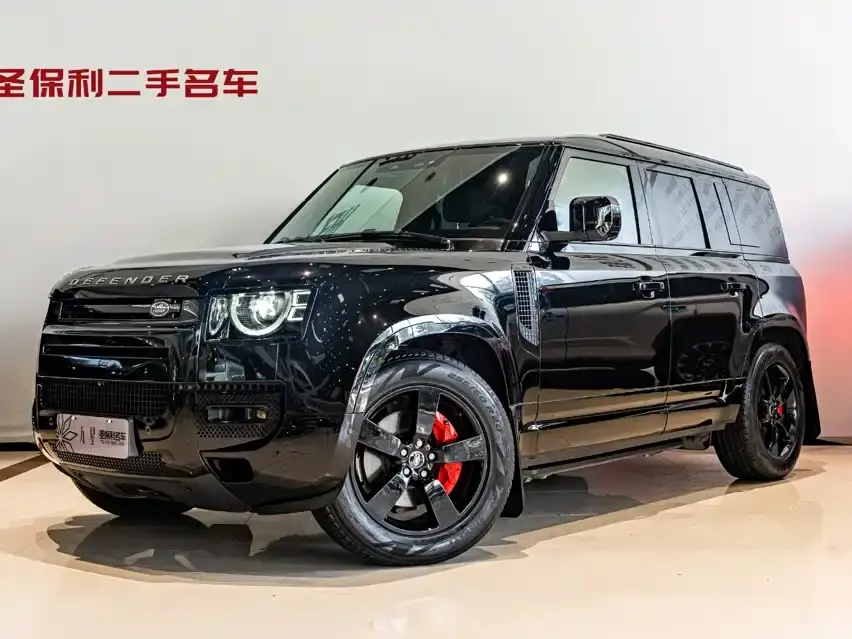 Land Rover Defender 110 3.0T P400 -Dynamic HSE 2025