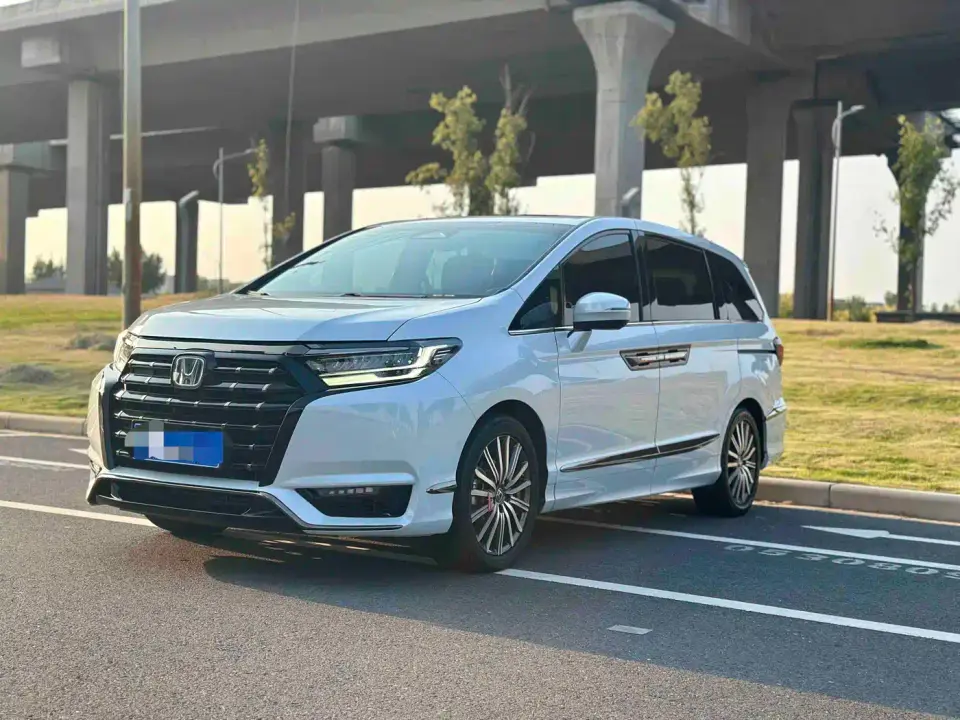 Honda Elysion 2.0L e:HEV Luxury Edition 2023