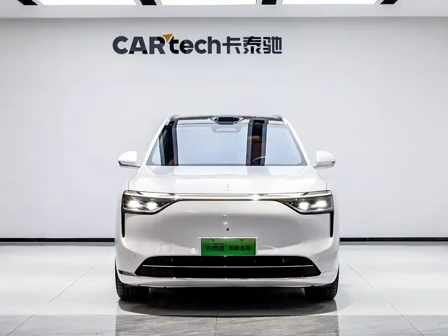 AITO Wenjie AITO M8 Range Extender Max+ Edition 53.4kWh 5-seater 2025