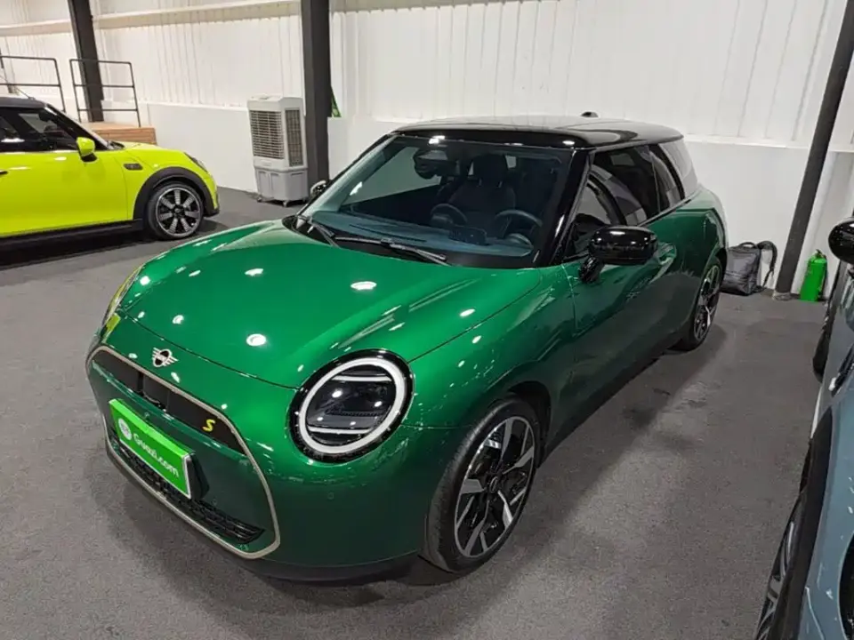 Mini Electric MINI COOPER 452km COOPER SE Artist 2025