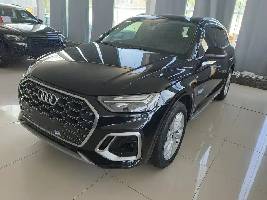 Audi Q5L Facelift 40T Luxury Dynamic 2022