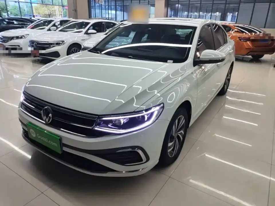 Volkswagen Bora 200TSI DSG Joy Ride Navigation Edition 2025