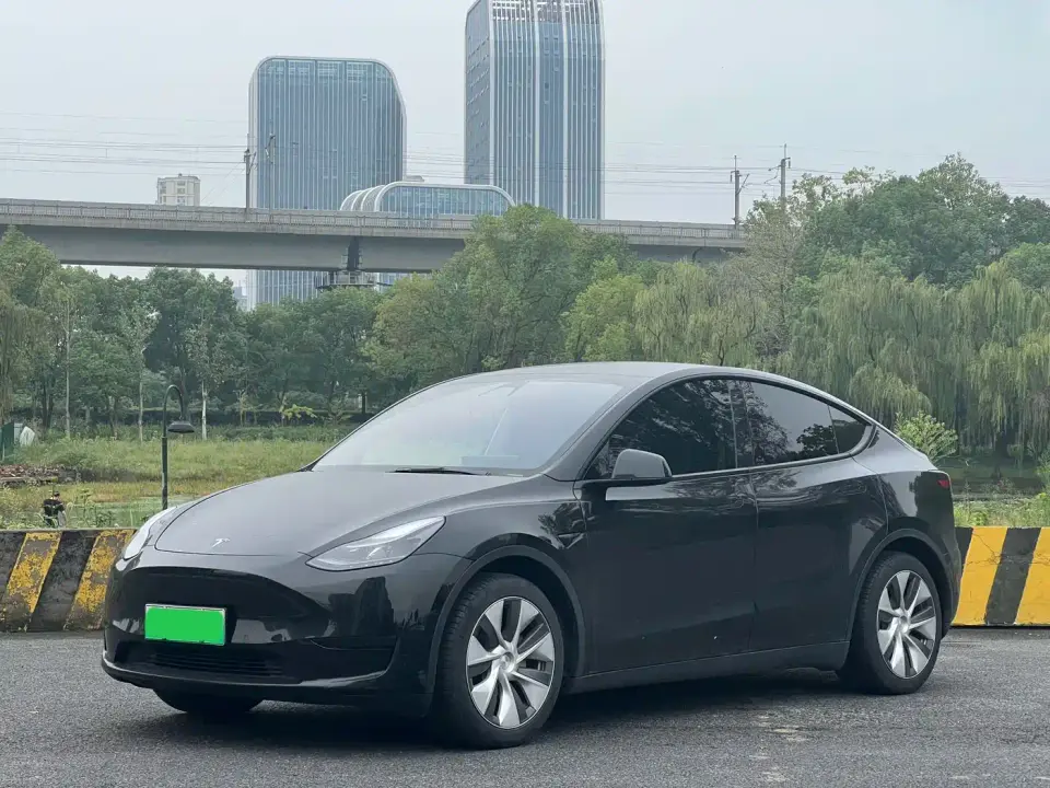 Tesla Model Y Facelift Rear-Wheel Drive Version 2022