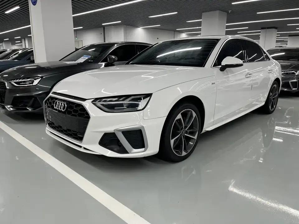 Audi A4L 40 TFSI Fashion Dynamic 2023