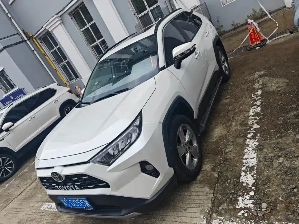 Toyota RAV4 Rongfang 2.0L CVT 2WD Fashion PLUS 2020