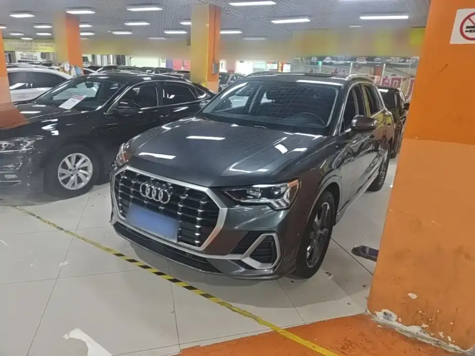 Audi Q3 35 TFSI Fashion Dynamic Model (1.5T) 2023