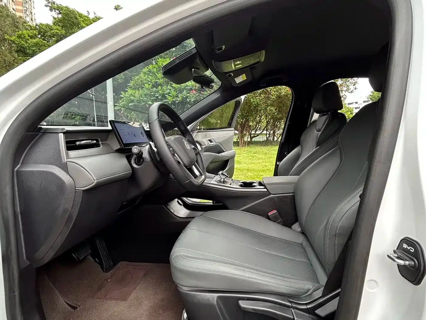 BYD Qin PLUS EV Smart Drive Edition 420KM Leading Type 2025 — фото 7