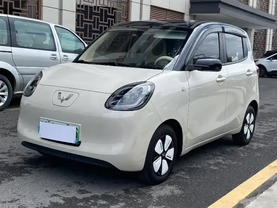 Wuling Motors Hongguang MINIEV 4-Door Advanced 2025
