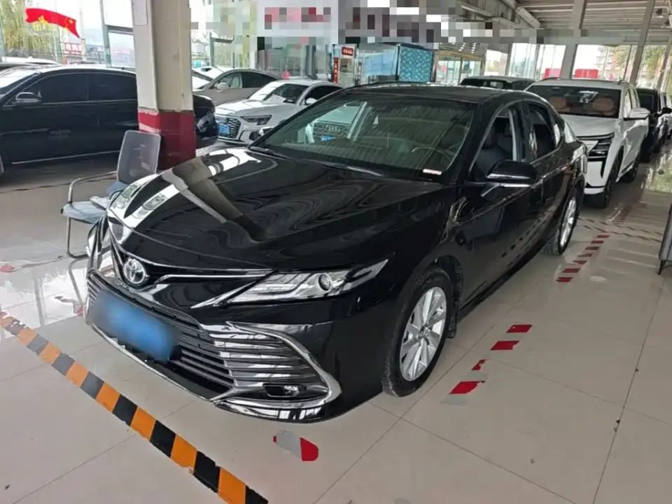 Toyota Camry 2.0G Luxury Edition 2022