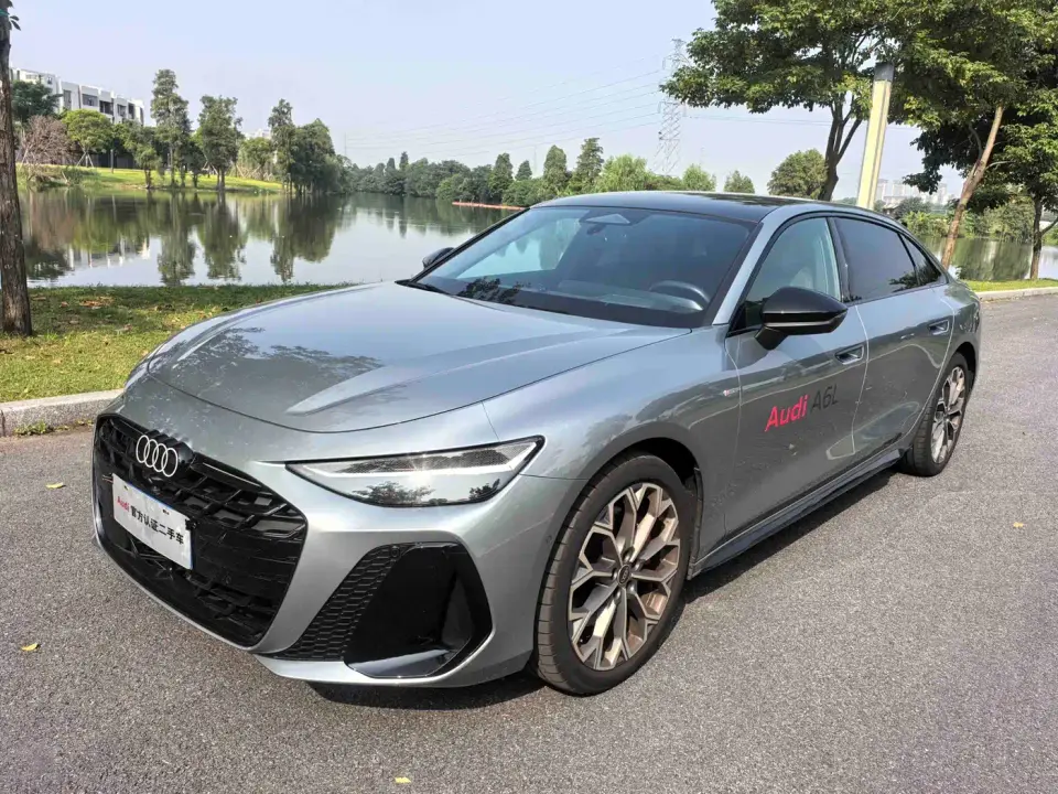 Audi A6L Model Year 45 TFSI quattro Premium Dynamic + Exclusive Package 2026