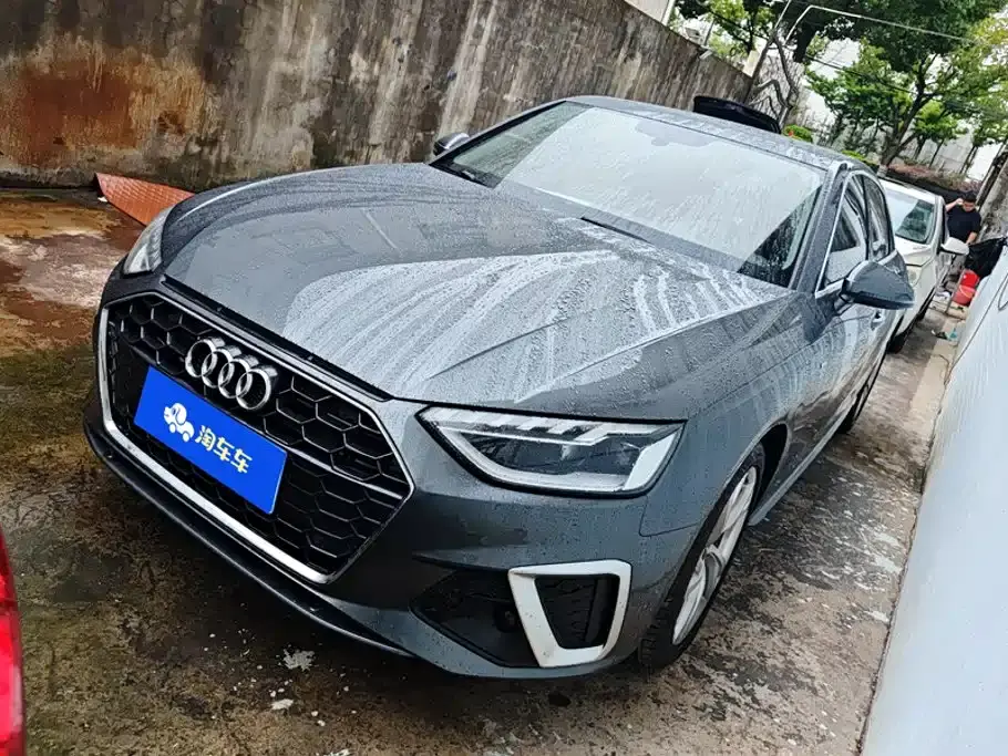 Audi A4L 40 TFSI Fashion Dynamic Edition 2021