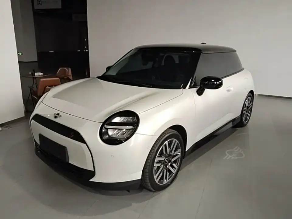 Mini Electric MINI COOPER Model 456km COOPER E Classic 2025