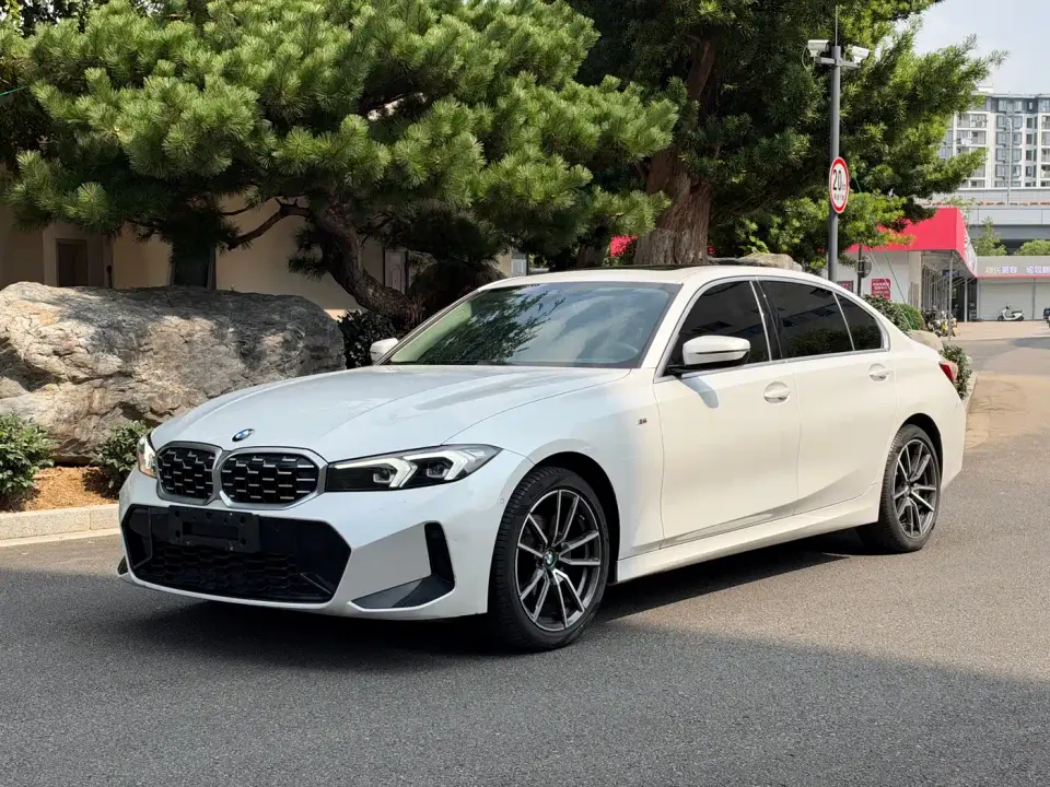 BMW 3 Series 325Li M Sport Package 2023